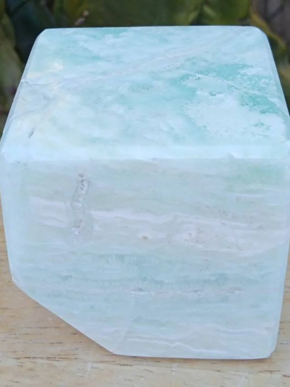 Caribbean calcite FLOATING CUBE 01 CLARITY change MEMORY